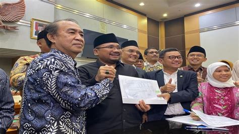 Soal Biaya Haji Dpr Dan Pemerintah Sepakati Di Harga Rp Juta