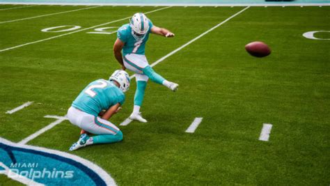 How Jason Sanders Became One Of The Nfls Best Kickers Miami Dolphins