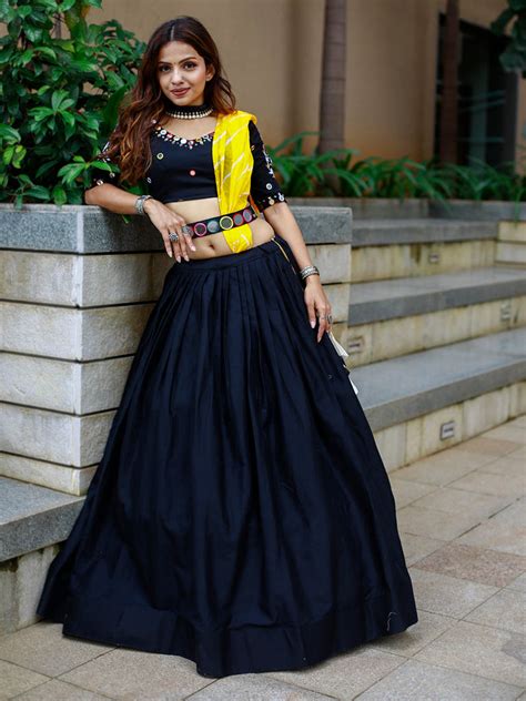 Black Color Plain Cotton Navaratri Chaniya Choli