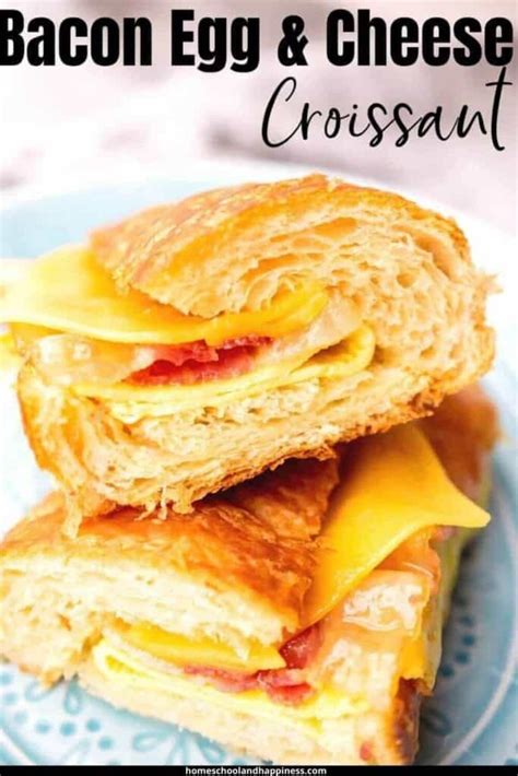 12 Min Bacon Breakfast Croissant Sandwich - Easy Copycat