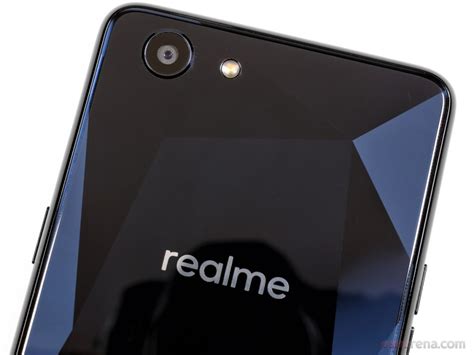 Realme 1 Pictures Official Photos