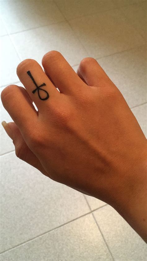 180+ Excellent Ankh Tattoo Designs with Meanings (2022) - TattoosBoyGirl | Tatoeage ideeën ...