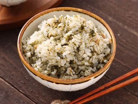 ツナ缶と青のりで美味しく炊ける「塩炊き込みご飯」簡単レシピ【料理研究家yuu】 メシ通 ホットペッパーグルメ