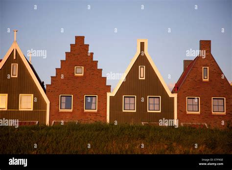 Triangle Roof Hi Res Stock Photography And Images Alamy