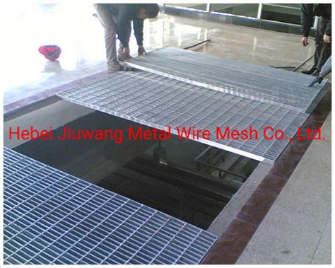 Hot DIP Galvanized Trench Drain Grating Manufacturer Steel Drainage Cover Steel Manhole Cover