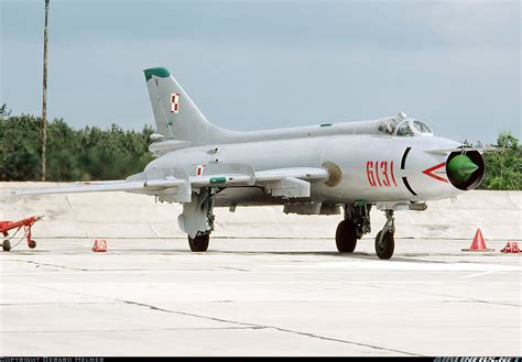 Sukhoi Su-20 - Poland - Air Force | Aviation Photo #1533284 | Airliners.net