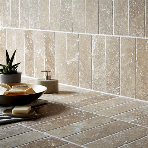 Tumbled Noce Stone effect Travertine Wall tile, Pack of 15, (L)305mm (W ...