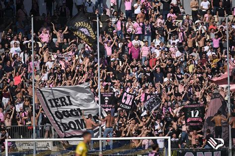 Il Successo Del Palermo A Modena La Festa Dei Tifosi Rosanero Sui