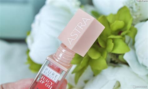 Масло для губ Astra Make up Pure Beauty Juicy lip oil Визуально