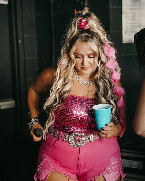 Priscilla Block : r/ladiesofcountrymusic