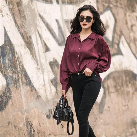 Nữ PG xinh đẹp trong clip hot nhất mạng xã hội những ngày qua