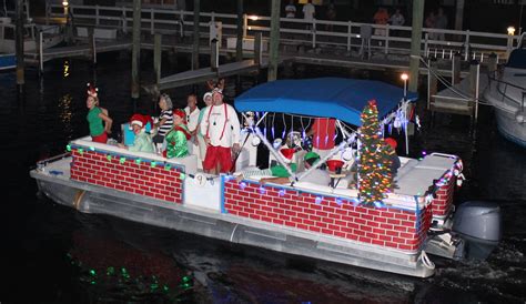 Christmas Boat Parades Light Up The Night Sun Palace Vacation Homes