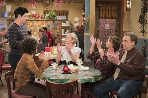 'Roseanne' Season 10 Photos — ABC 2018 Revival