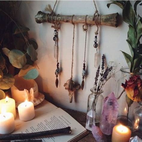 Witchy Dekor Altar Particular Feng Shui Rooms Ideas Green