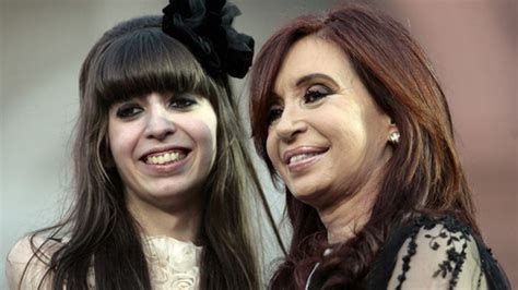 Qu Le Pasa A Florencia Kirchner Eduardo Vald S Revel Detalles De