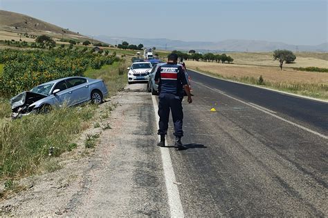 Afyonkarahisar da kaza 8 yaralı İhlas Haber Ajansı