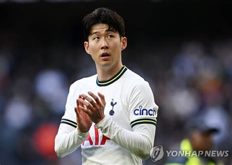 Epl 100호골 넣은 손흥민 득점왕 압박감 이겨내겠습니다 연합뉴스