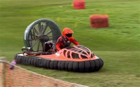 Hovercraft racing - the world's most extreme sport?