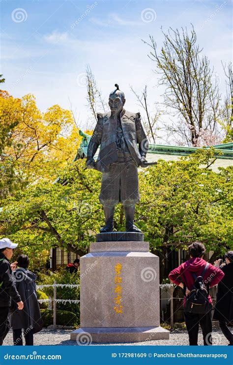 Osaka, Japan - Apr 16, 2019 : Statue of Samurai Toyotomi Hideyoshi at ...