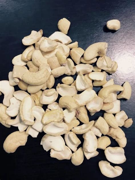 LWP Cashew Kaju Tukda At Rs 650 Kilogram Cashew Nuts Grading In Surat