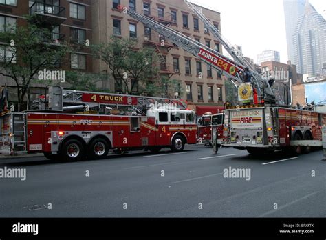 Ladder Truck Fdny Fire Department High Resolution Stock Photography and Images - Alamy