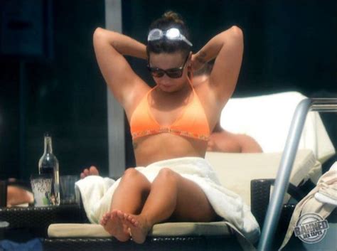 Bikini Demi Lovato Pool Xxx Pics