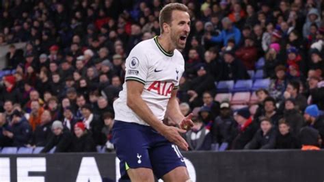 Harry Kane Set Premier League Record With Brace Vs Crystal Palace