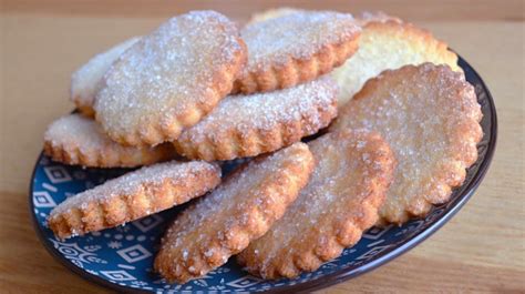 biscuits au beurre de grand mère recette de biscuits faits maison