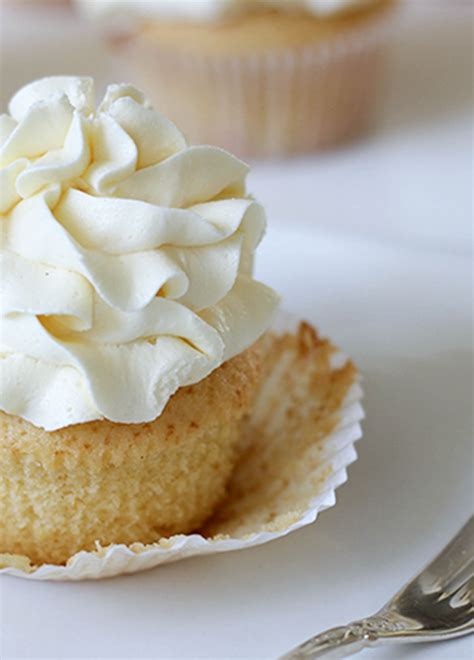 Best Vanilla Buttercream Recipes By Carina