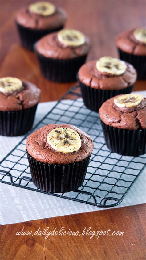 Dailydelicious Vegan Chocolate Banana Cupcakes