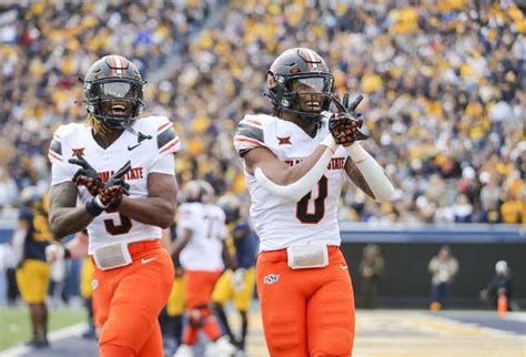 Cincinnati Looks To Shut Down Oklahoma States Ollie Gordon Ii