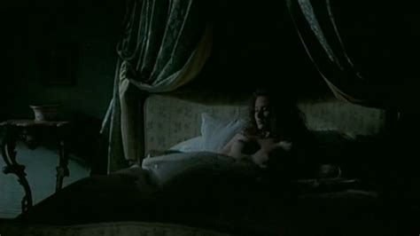 Naked Elsa Lunghini In Le Retour De Casanova