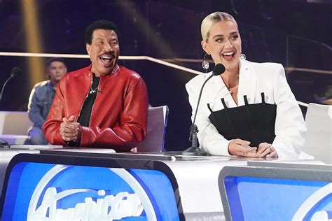 American Idol season 19, episode 17 recap: Chris Martin mentors on ...