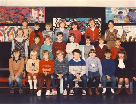 Photo De Classe Cm Ann E Scolaire De Ecole Albert