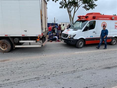 Pedestre Morre Ap S Ser Atropelado Por Carro Ao Atravessar Avenida De