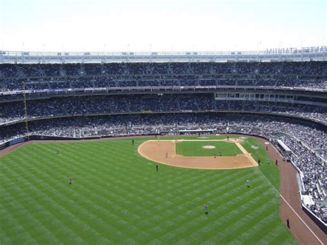 Yankee Stadium, New York Yankees ballpark - Ballparks of Baseball