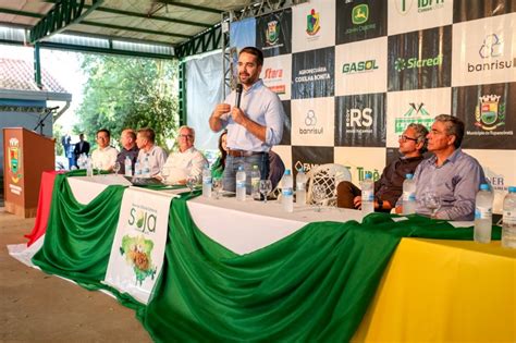 Leite participa da abertura da colheita da soja em Tupanciretã Portal