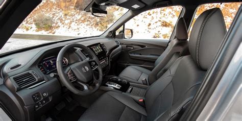 Gallery: 2019 Honda Passport interior (Elite trim)