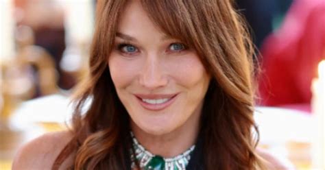 Carla Bruni Topless Ces Photos De Vacances Sensuelles Prises Par Nicolas Sarkozy