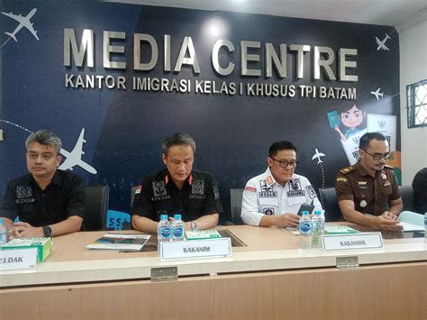 Apresiasi Imigrasi Batam Kanwil Kumham Kepri Ungkap Kejahatan