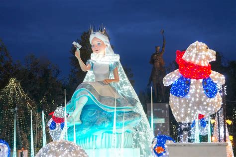 Se Deschide T Rgul De Cr Ciun De La Craiova Unde E Prima Roat