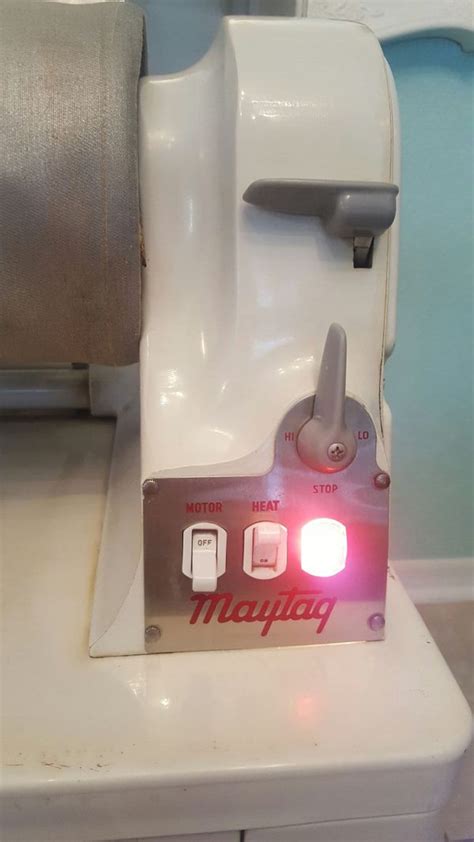 1950 S Vintage Maytag Mangle Electric Roller Iron Automatic Ironer For