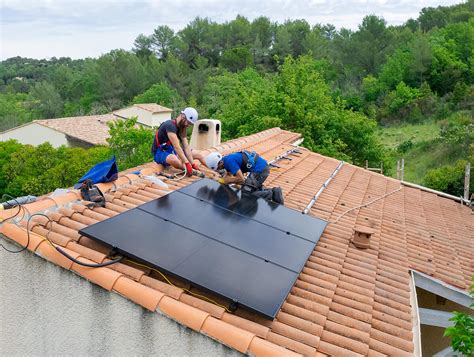 Panneau photovoltaïque tout savoir sur votre installation Hellio