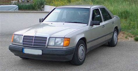 Der W124