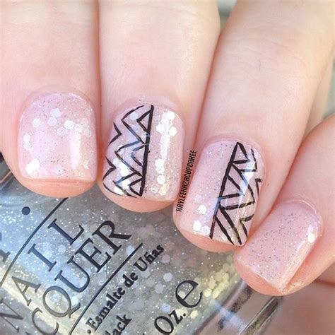 80 Nail Designs For Short Nails Stayglam Nail Art Easy