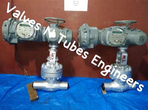 Material Cast Steel Bolted Bonnet Gate Valve Port Size 2 To 24