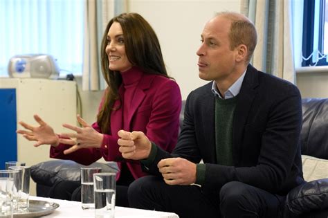 Body Language Expert Decodes Kate Middleton And Prince William