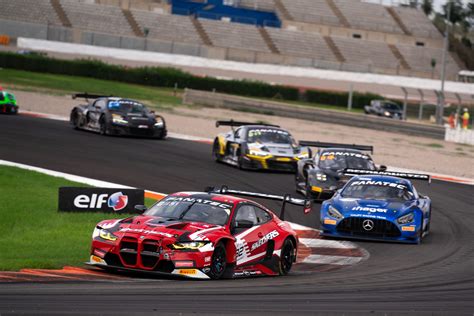 GT World Challenge Europe BMW M Team WRT Gewinnt Den Sonntagslauf In