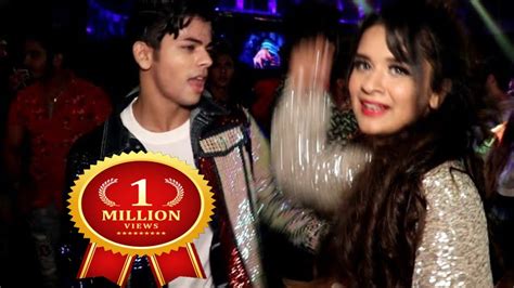 Siddharth Nigam And Avneet Kaur Dance In Avneets Birthday Party Youtube