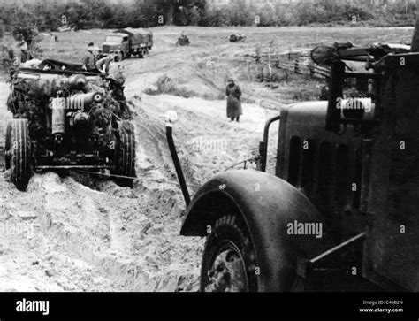 Second World War German Artillery Stock Photo Alamy